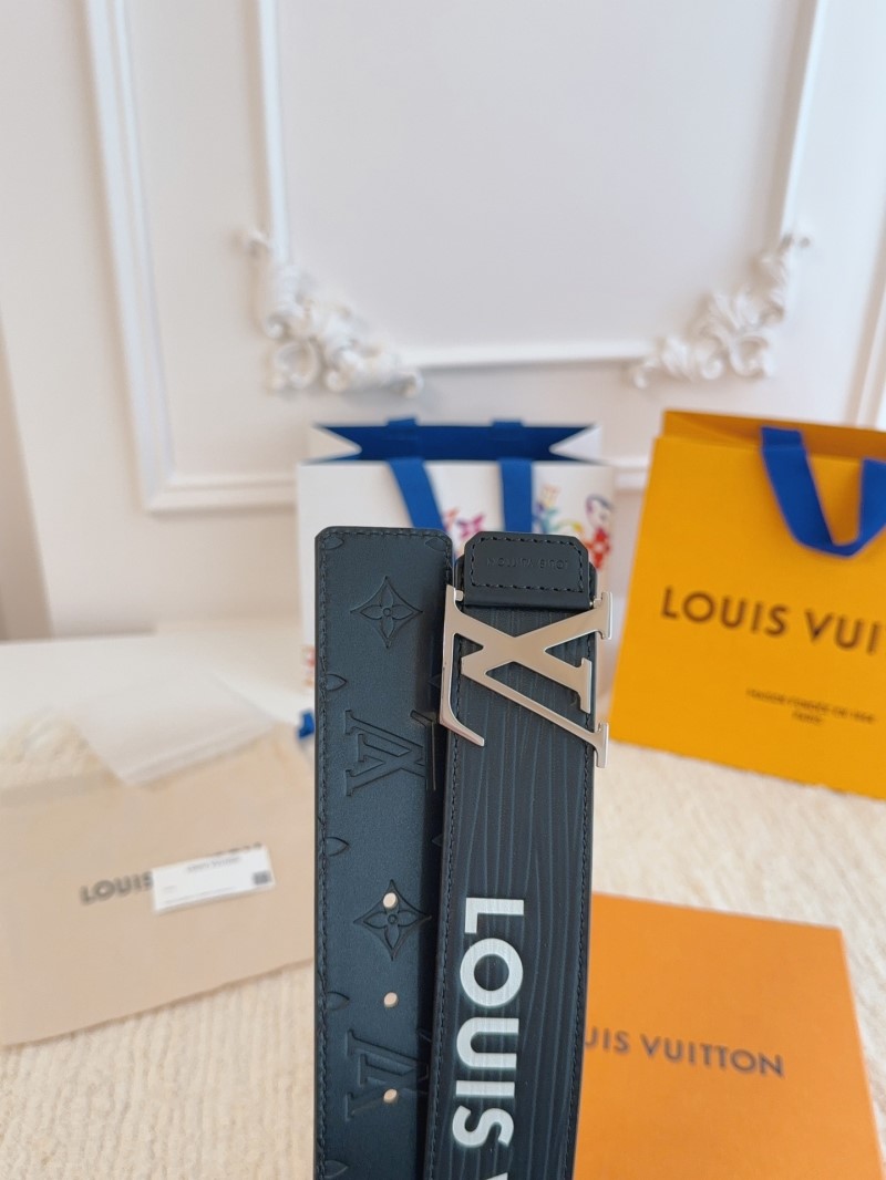 l0vis Vvtt0n belts
